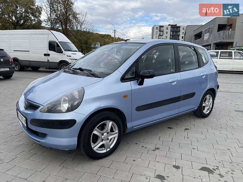 Хэтчбек Honda Jazz 2002 в Ужгороде