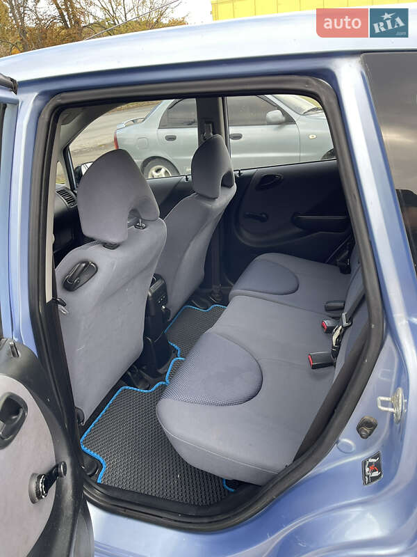 Хэтчбек Honda Jazz 2002 в Ужгороде