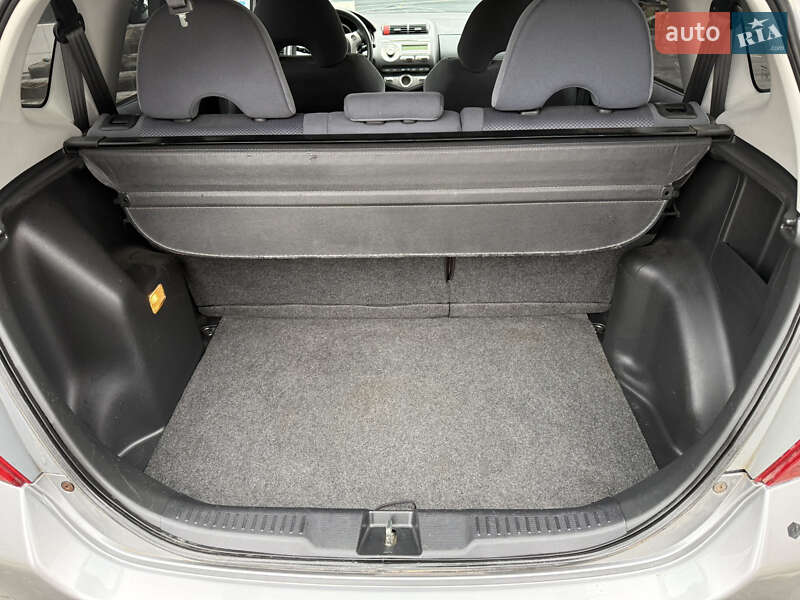 Хэтчбек Honda Jazz 2007 в Умани фото 29 Хэтчбек Honda Jazz 2007 в Умани