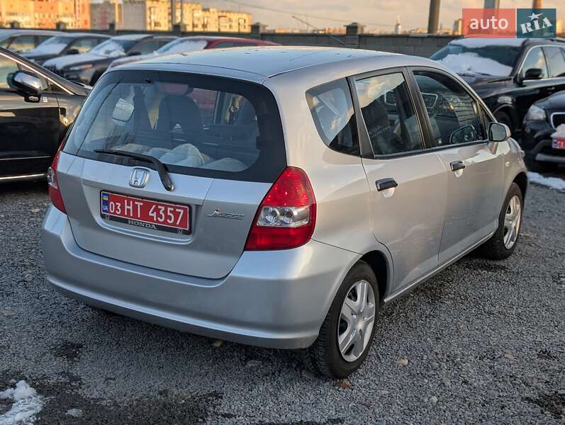 Хетчбек Honda Jazz 2004 в Рівному
