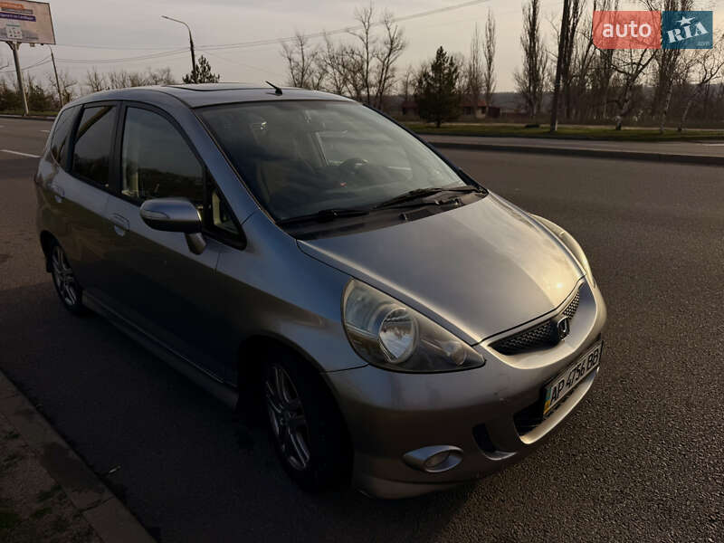 Хэтчбек Honda Jazz 2005 в Запорожье