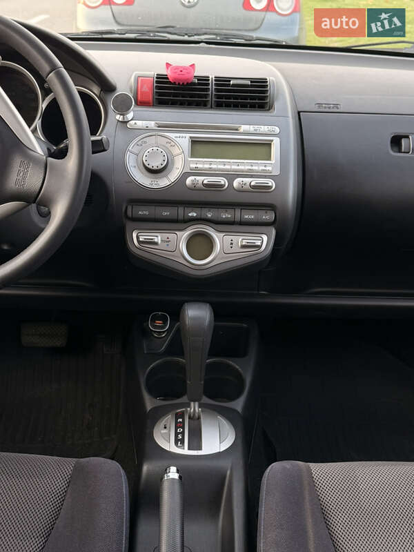 Хэтчбек Honda Jazz 2005 в Запорожье