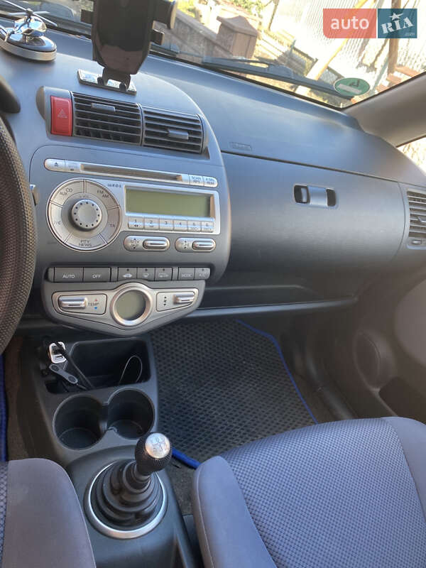 Хетчбек Honda Jazz 2006 в Білій Криниці фото 7 Хетчбек Honda Jazz 2006 в Білій Криниці