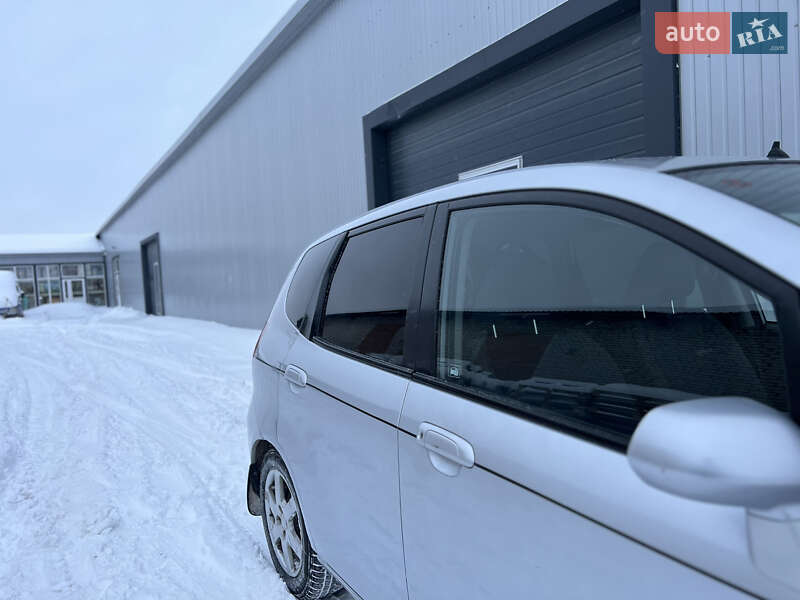 Хэтчбек Honda Jazz 2002 в Жовкве