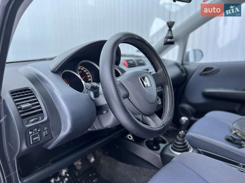 Хэтчбек Honda Jazz 2002 в Жовкве