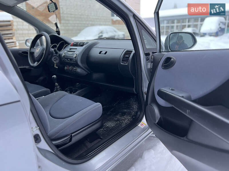 Хэтчбек Honda Jazz 2002 в Жовкве