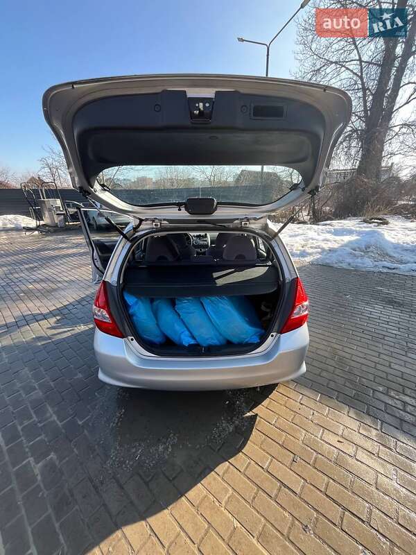 Хэтчбек Honda Jazz 2006 в Ивано-Франковске фото 11 Хэтчбек Honda Jazz 2006 в Ивано-Франковске