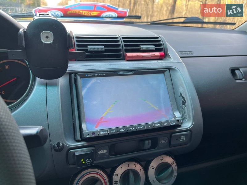 Хэтчбек Honda Jazz 2005 в Надворной