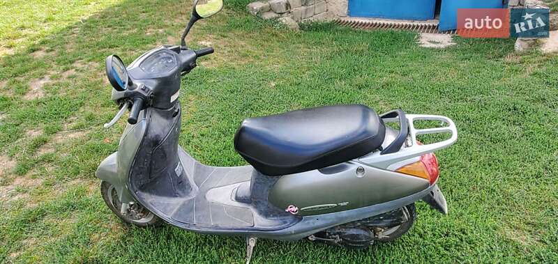 Скутер Honda Lead 100 2001 в Новодністровську