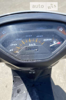 Скутер Honda Lead 100 1999 в Ромнах