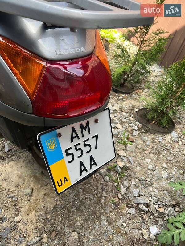 Скутер Honda Lead 100 2001 в Житомирі