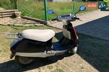 Вантажні моторолери, мотоцикли, скутери, мопеди Honda Lead 100 2000 в Стрию