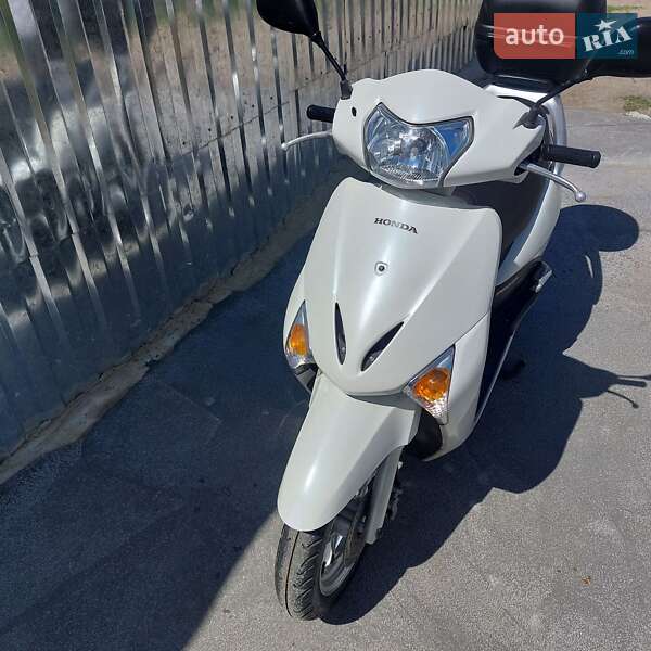 Скутер Honda Lead 110 JF-19 2012 в Первомайске