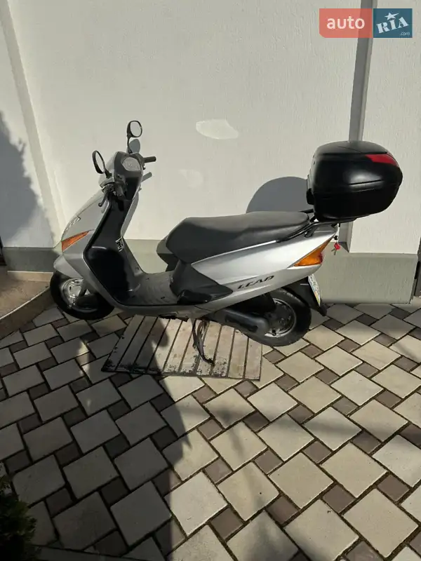 Honda Lead 110 JF-19 2008 VIN ME4JF11A058031399 фото оголошення 2 з 21