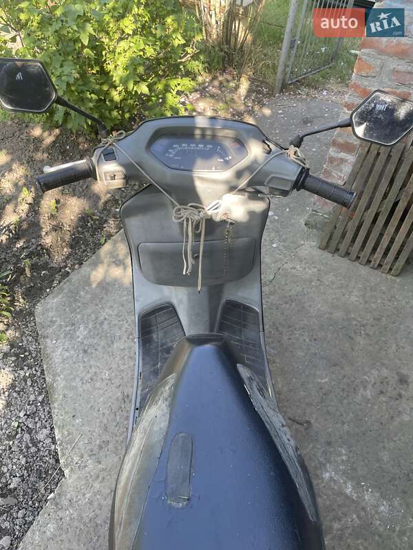 Вантажні моторолери, мотоцикли, скутери, мопеди Honda Lead 50 AF-01 2001 в Горішніх Плавнях