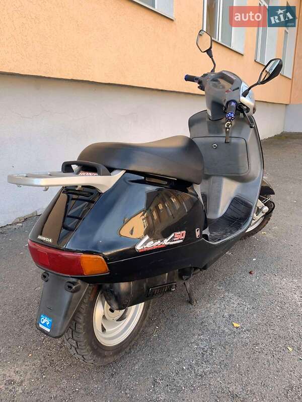 Мопеды Honda Lead 50 AF-20 1986 в Варве