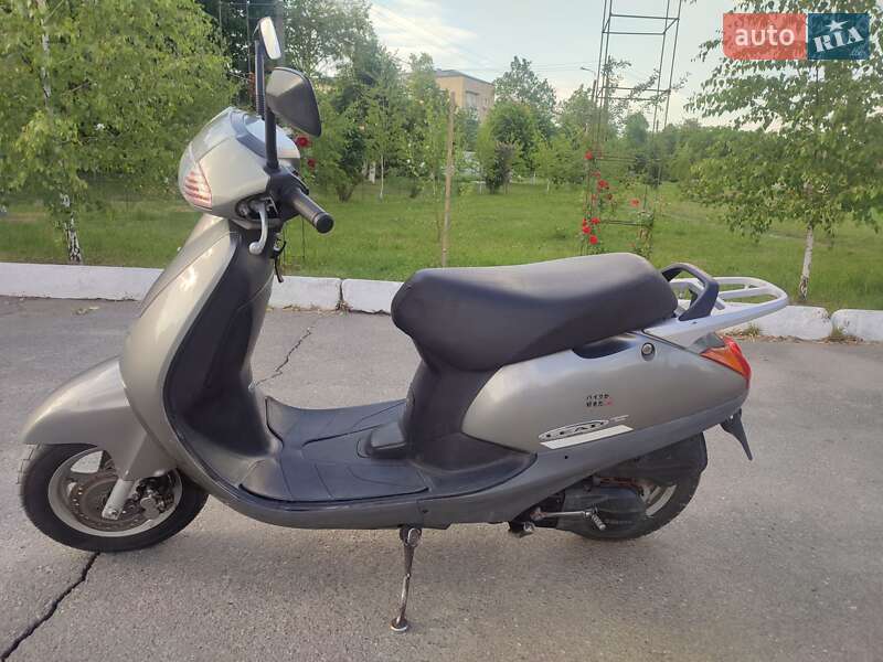 Мопеды Honda Lead 50 AF 48 1998 в Кельменцах
