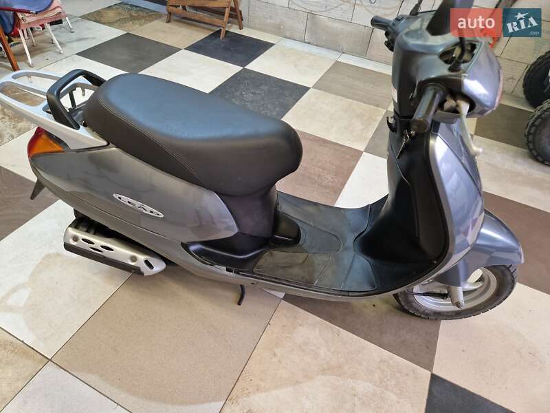 Мопеды Honda Lead 50 AF 48 1999 в Киверцах