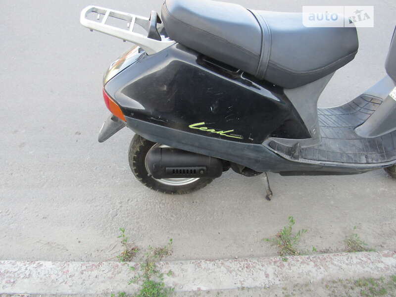 Максі-скутер Honda Lead 90 1999 в Сумах
