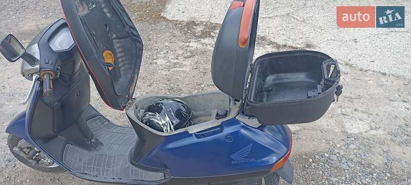 Мопеди Honda Lead 90 1999 в Южноукраїнську