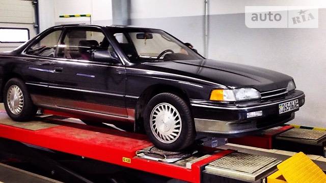 Купе Honda Legend 1990 в 