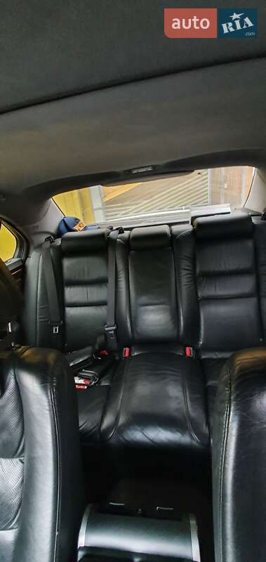 Седан Honda Legend 2006 в Киеве