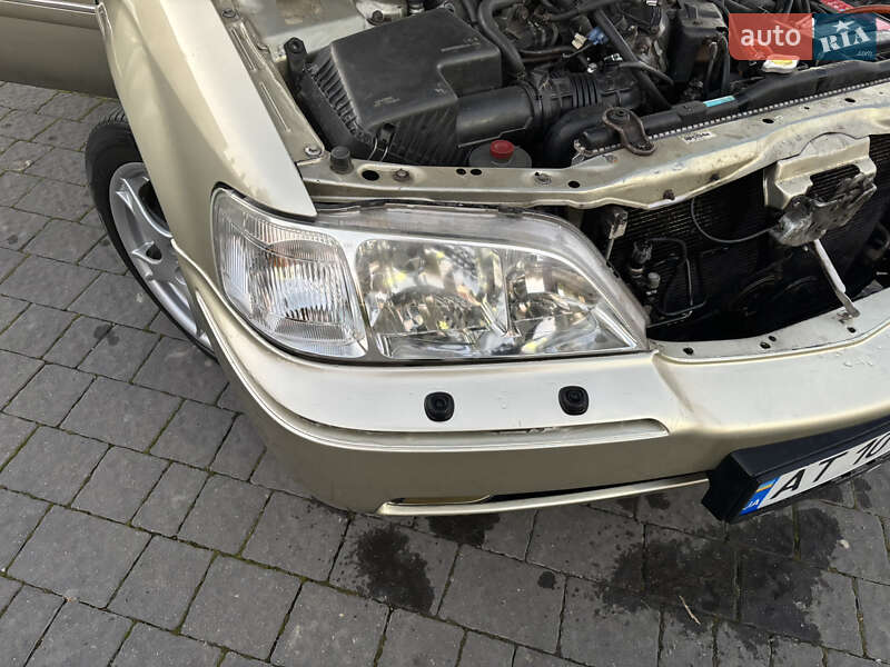 Седан Honda Legend 1999 в Ивано-Франковске