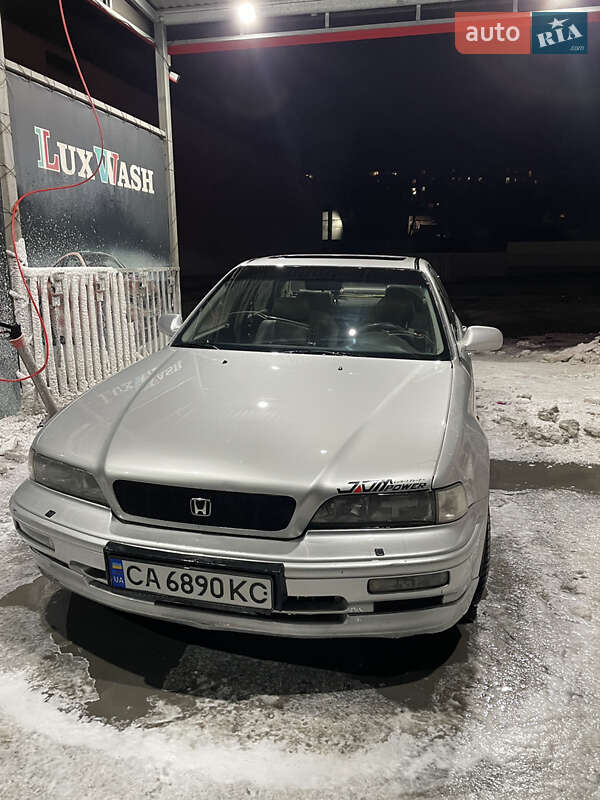 Седан Honda Legend 1994 в Львове