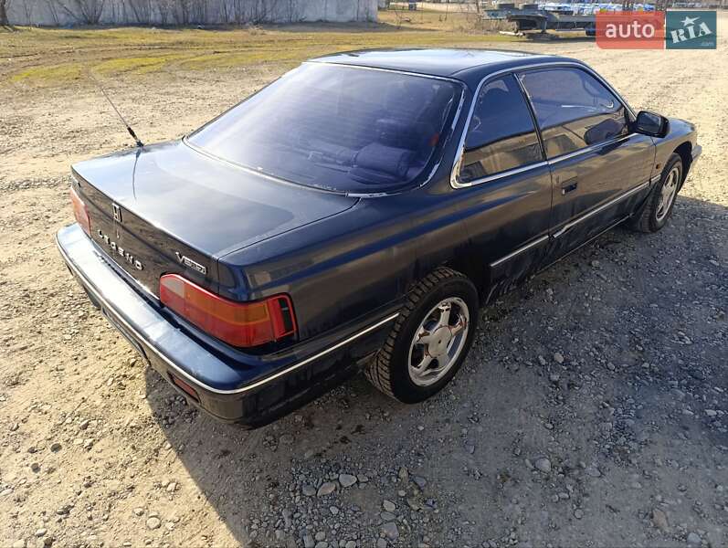Купе Honda Legend 1991 в Чернівцях