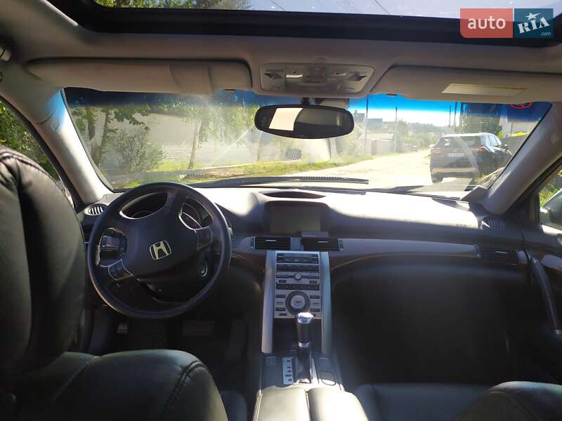 Седан Honda Legend 2006 в Киеве
