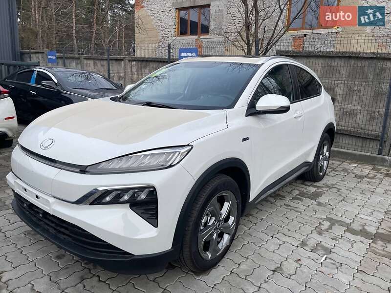 Honda M-NV 2022