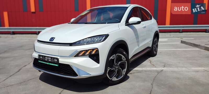 Внедорожник / Кроссовер Honda M-NV 2023 в Киеве