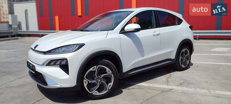 Внедорожник / Кроссовер Honda M-NV 2023 в Киеве