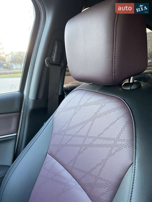 Внедорожник / Кроссовер Honda M-NV 2023 в Хмельницком фото 24 Внедорожник / Кроссовер Honda M-NV 2023 в Хмельницком