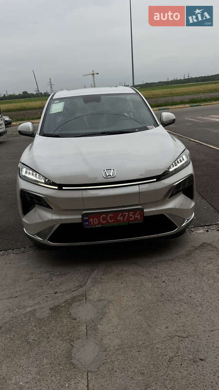 Honda M-NV 2023