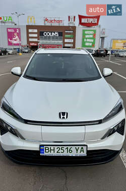 Позашляховик / Кросовер Honda M-NV 2020 в 