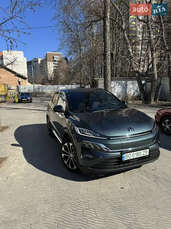 Позашляховик / Кросовер Honda M-NV 2022 в 