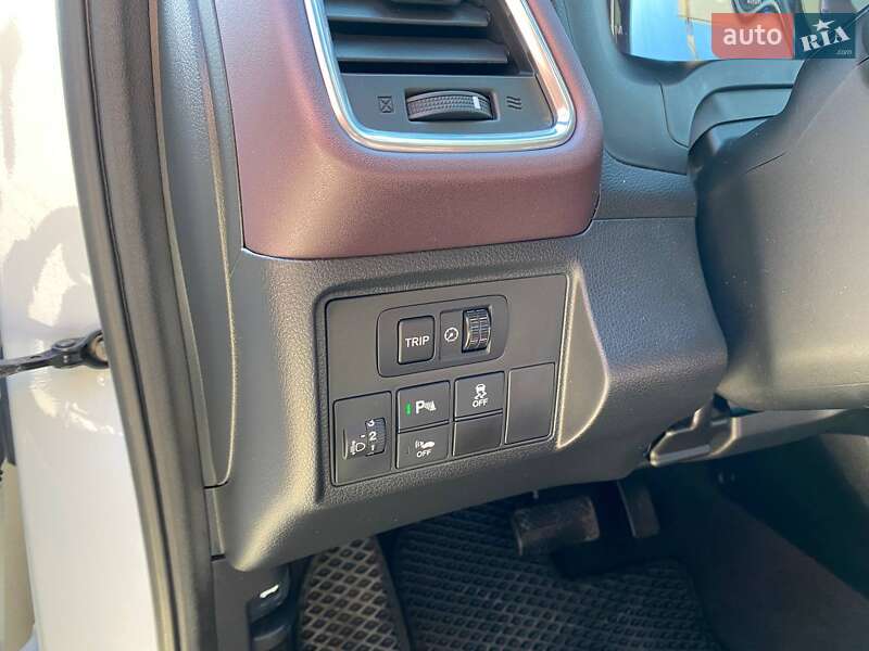 Внедорожник / Кроссовер Honda M-NV 2022 в Львове