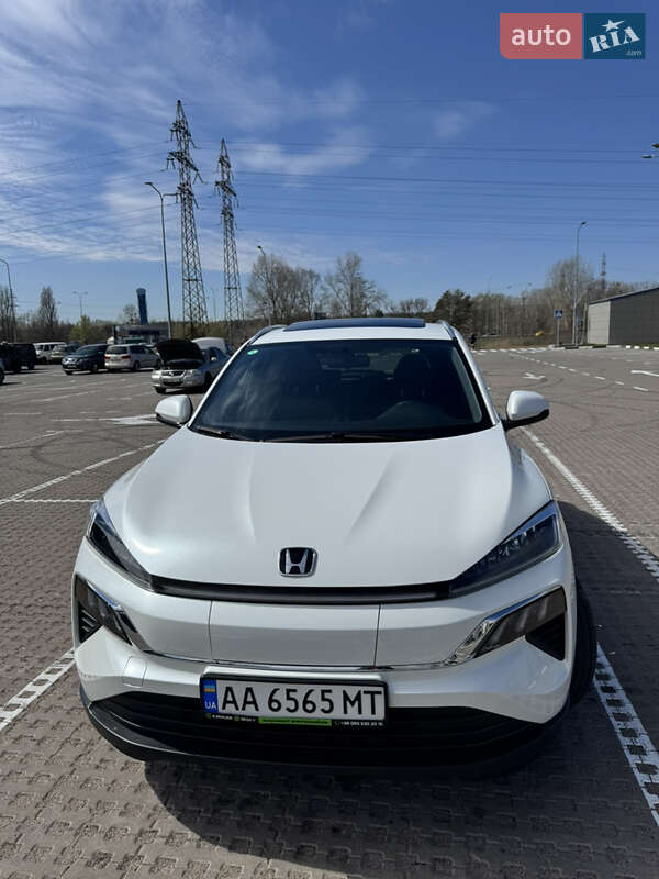 Honda M-NV 2022