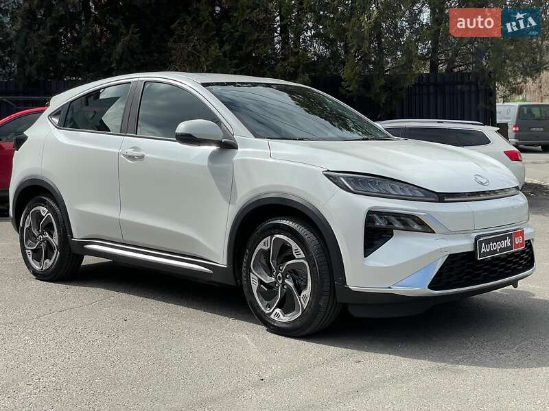 Позашляховик / Кросовер Honda M-NV 2024 в Києві
