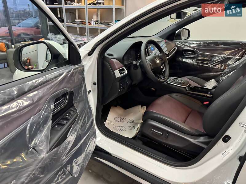 Позашляховик / Кросовер Honda M-NV 2024 в Києві