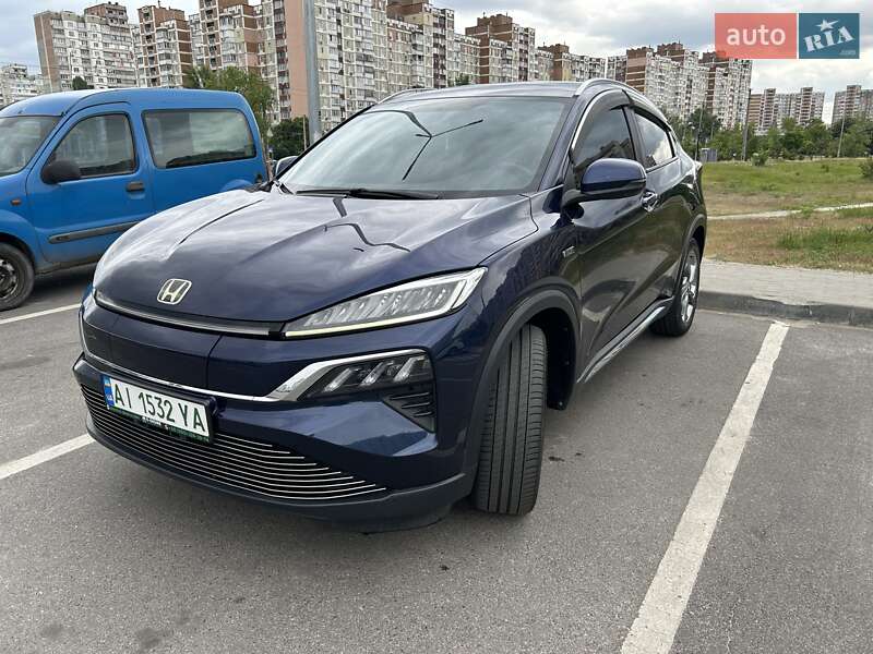 Позашляховик / Кросовер Honda M-NV 2021 в 