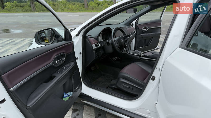 Внедорожник / Кроссовер Honda M-NV 2024 в Киеве