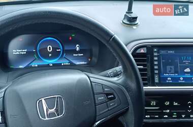 Позашляховик / Кросовер Honda M-NV 2022 в 