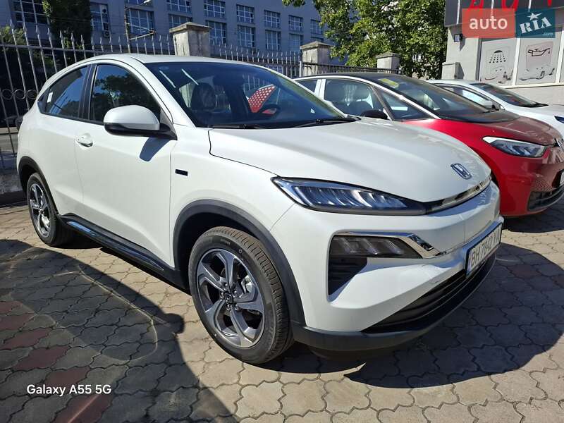 Honda M-NV 2023