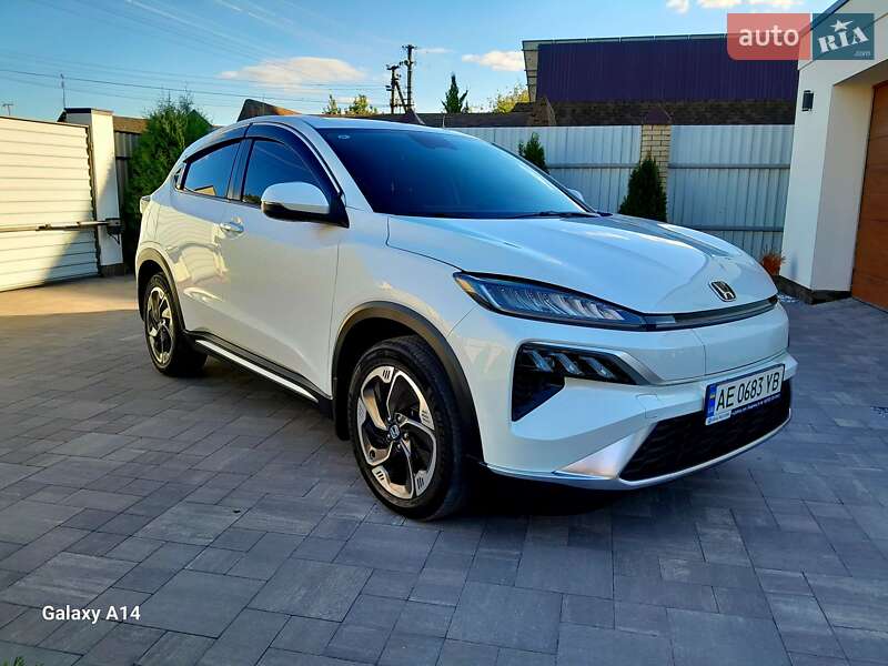 Позашляховик / Кросовер Honda M-NV 2023 в Охтирці