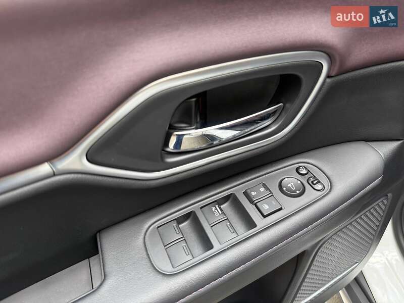 Внедорожник / Кроссовер Honda M-NV 2023 в Киеве фото 15 Внедорожник / Кроссовер Honda M-NV 2023 в Киеве