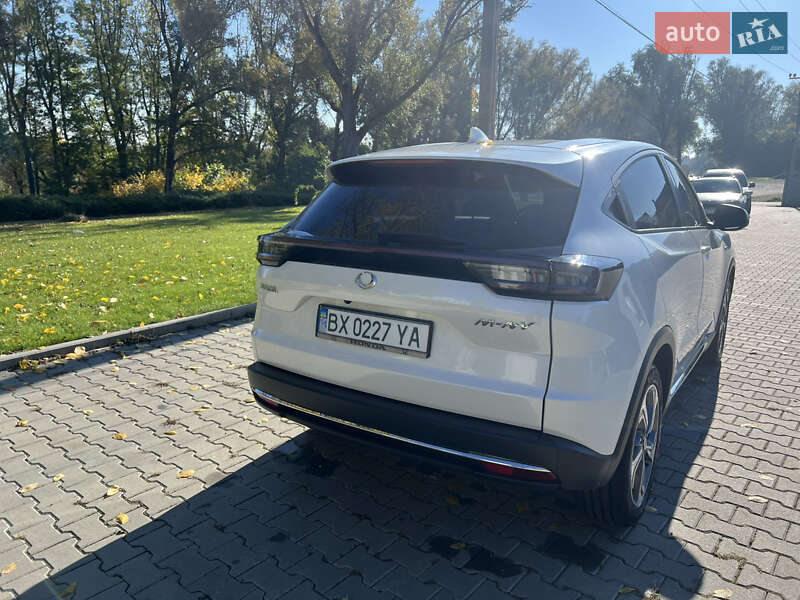 Позашляховик / Кросовер Honda M-NV 2021 в Кіцмані