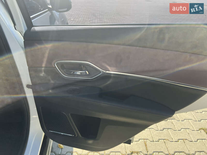 Позашляховик / Кросовер Honda M-NV 2021 в Кіцмані