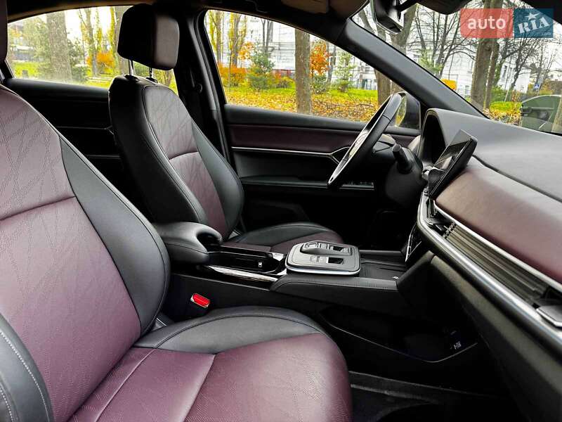 Внедорожник / Кроссовер Honda M-NV 2024 в Киеве